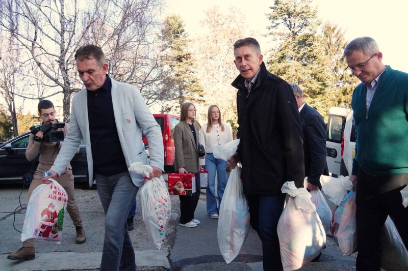 Deca bez roditeljskog staranja zaslužuju posebnu pažnju države