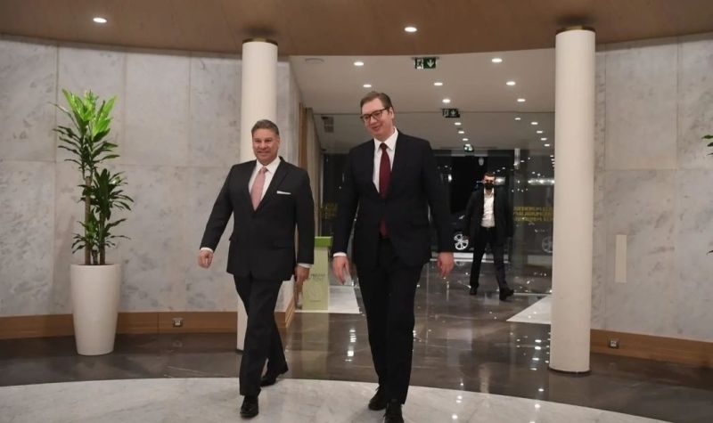VAŽAN SASTANAK - Predsednik Vučić danas se sastaje sa Eskobarom