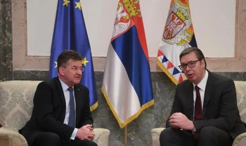 Predsednik Vučić sastaje se DANAS sa Miroslavom Lajčakom - OTKAZAO sve posete inostranstvu