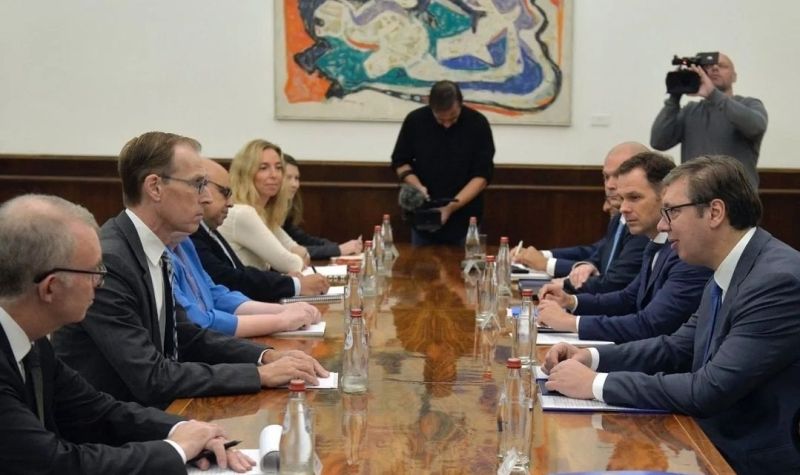 Predsednik Vučić se sastao sa delegacijom MMF-a