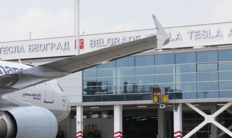 GROM POGODIO beogradski aerodrom, obustavljeni letovi