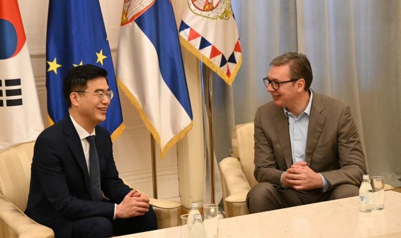 Predsednik Vučić primio u oproštajnu posetu ambasadora Republike Koreje