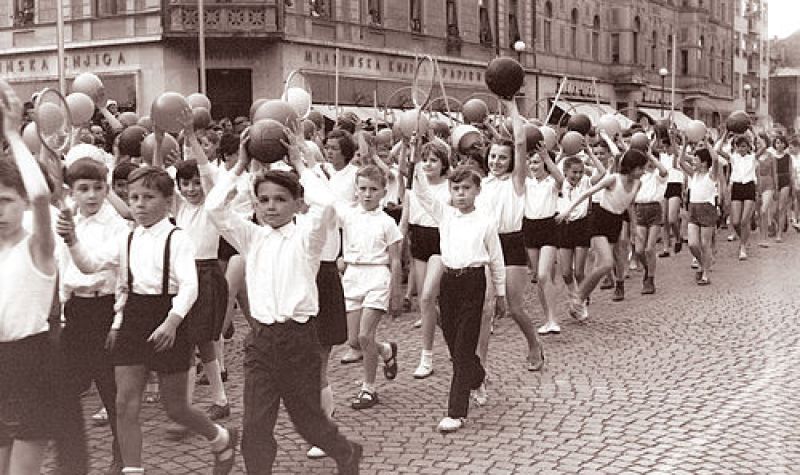 Današnji dan se u SFRJ slavio kao Dan mladosti