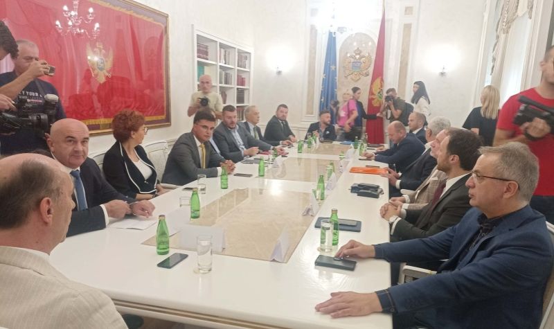Crna Gora: Danas sastanak stare parlamentarne većine, ističe rok za predlog mandatara