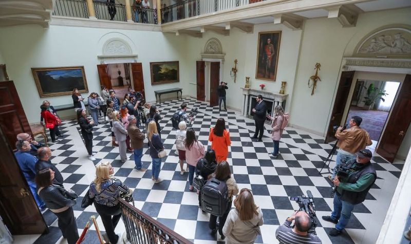 Beli dvor OTVOREN za turiste
