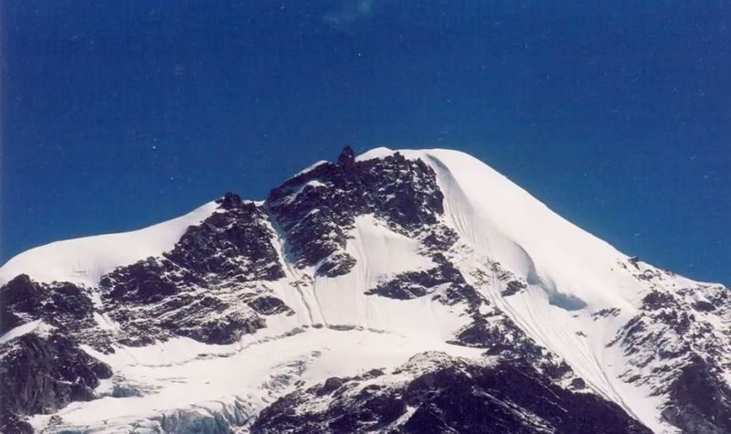 10 planinara POGINULO na Himalajima, spasioci tragaju za 11 nestalih
