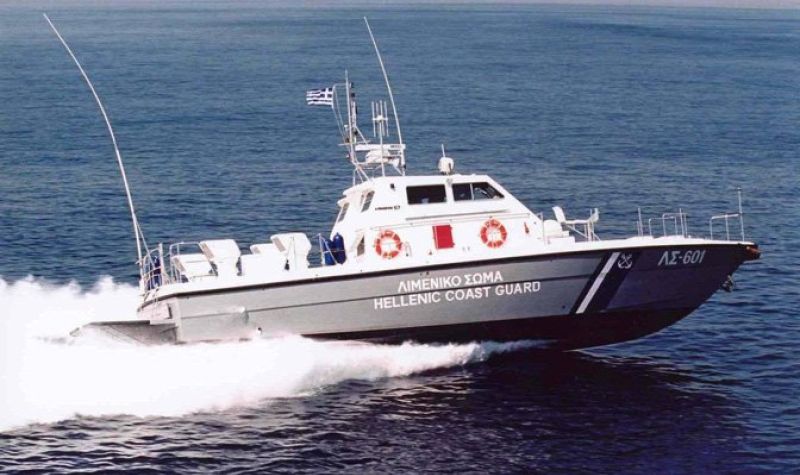 Akcija spasavanja migranata sa broda u moru kod Peloponeza