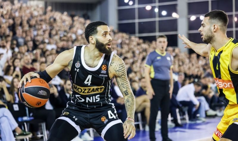 Partizan SAVLADAO AEK u Hali 3 Beogradskog sajma