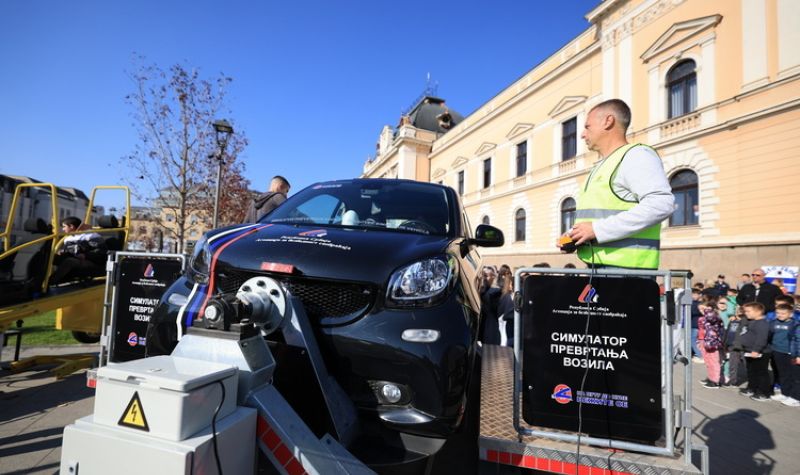 Karavan bezbednosti saobraćaja danas među Kragujevčanima