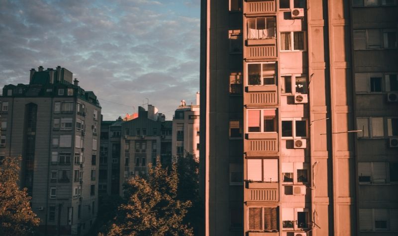 Država Srbija nabaviće 90 stanova za IZBEGLICE u Beogradu