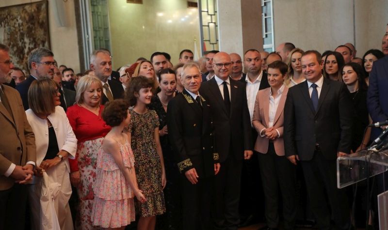 Premijer i članovi Vlade prisustvovali prijemu povodom Dana Rusije