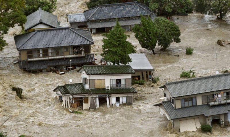 Velike poplave u Japanu odnele šest života