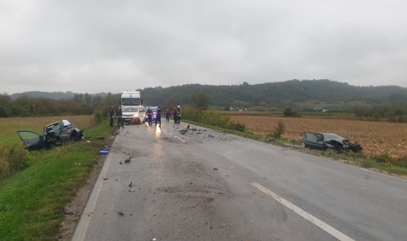 Teška saobraćajna nesreća kod Doboja - stradao pripadnik Oružanih snaga BiH