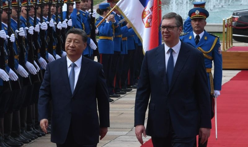 Predsednik Srbije priredio svečani doček za predsednika NR Kine