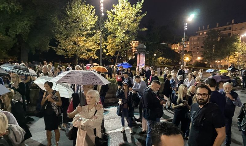 Počeo PROTEST OPOZICIJE u Beogradu