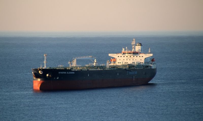 Teška nesreća kod obala Japana - prevrnuo se tanker
