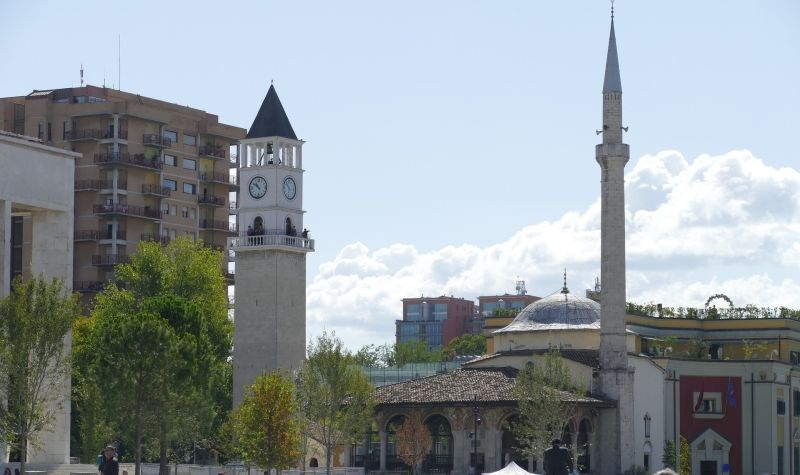 Vandali u Albaniji oskrnavili spomenik BORCIMA Balkanskih i Prvog svetskog rata