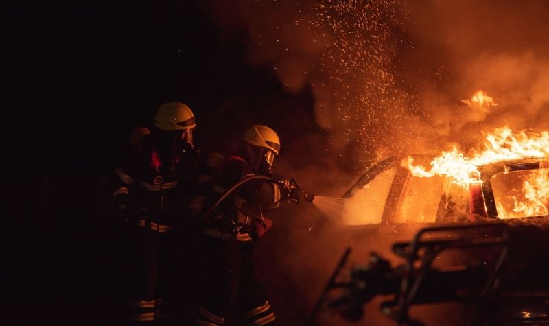 Požar u stambenoj zgradi u Beogradu