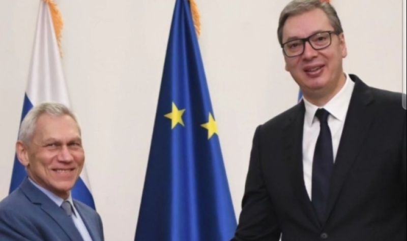 Predsednik Vučić se sastao sa ruskim ambasadorom