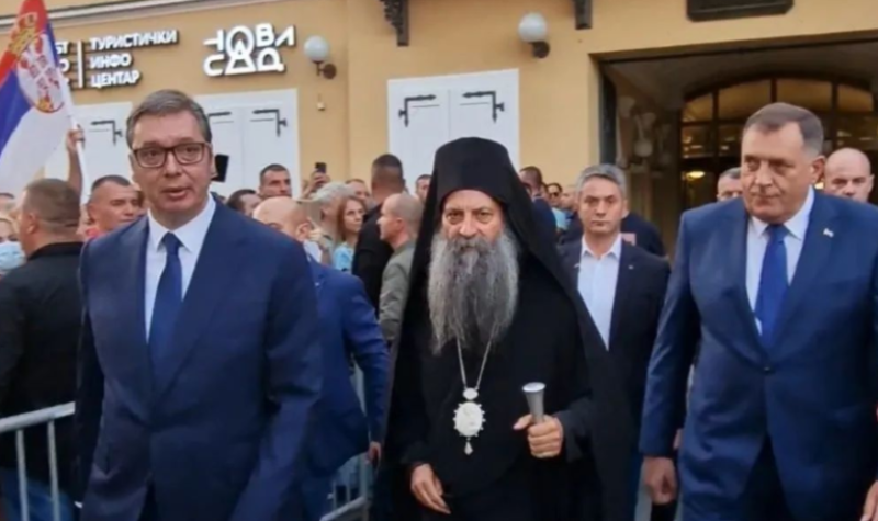 Predsednik Vučić se danas sastaje sa patrijarhom Porfirijem i Dodikom