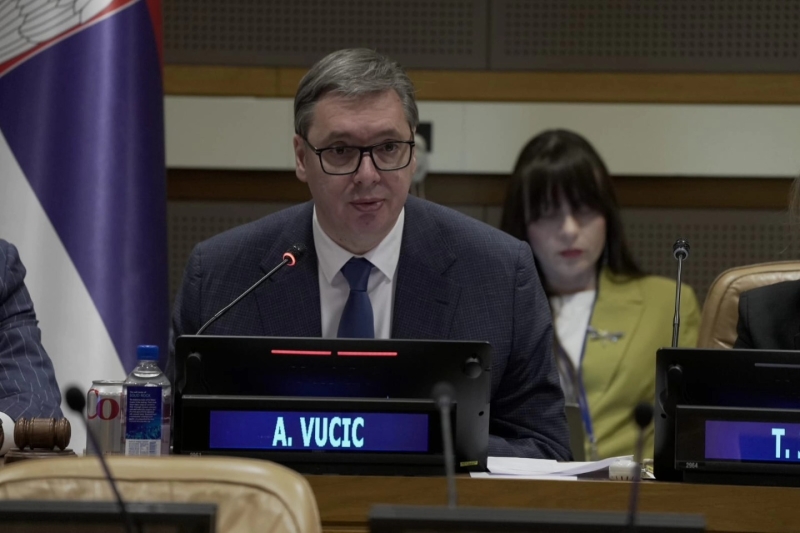 Predsednik Vučić razgovarao sa Dodikom