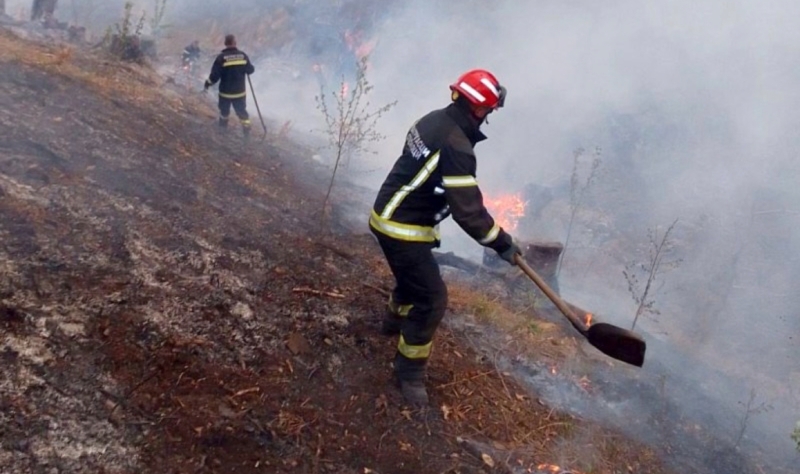 MUP: Apel građanima da poštuju zakonske odredbe o zaštiti od požara