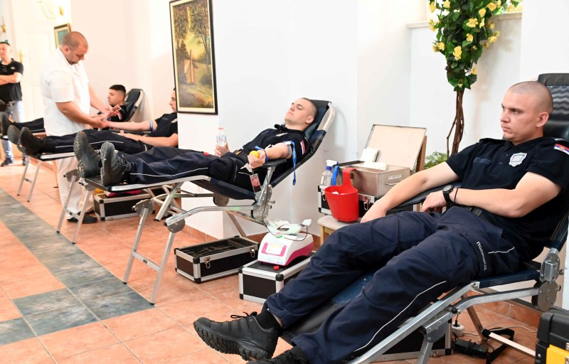 U Centru za osnovnu policijsku obuku organizovano dobrovoljno davanje krvi