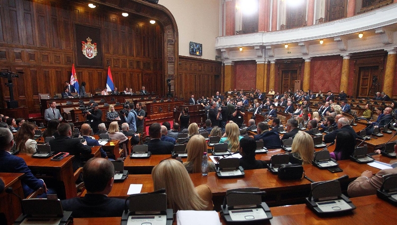 Skupština Srbije usvojila dopune Zakona o jedinstvenom biračkom spisku