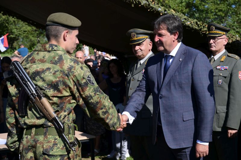 Održane svečanosti polaganja zakletve u Somboru, Valjevu i Leskovcu